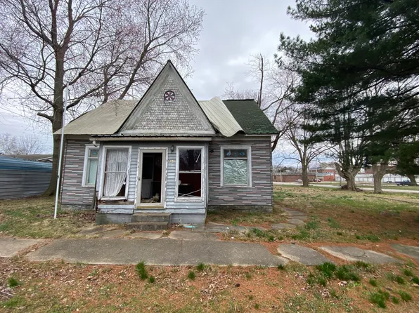 407 Church St, Grandview, IN 47615