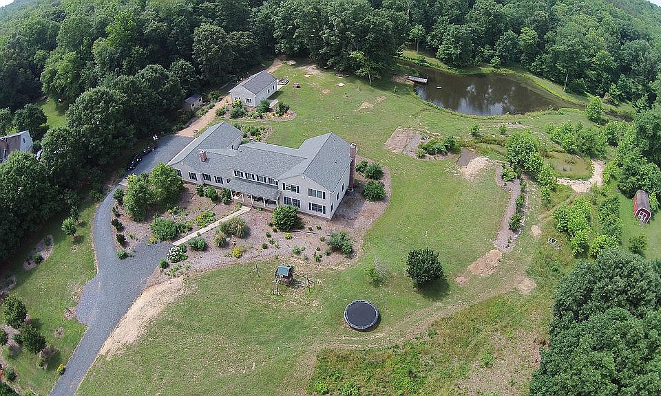 Front yard from 400ft
