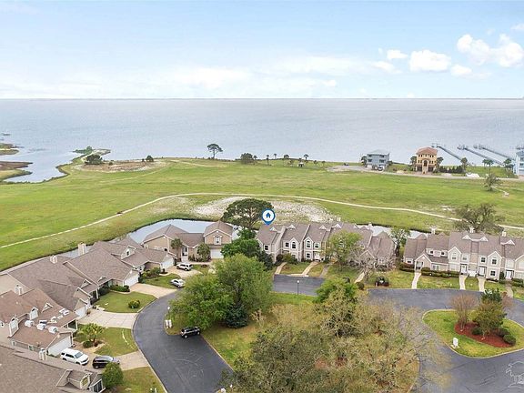 4th image of 1066 Lionsgate Ln