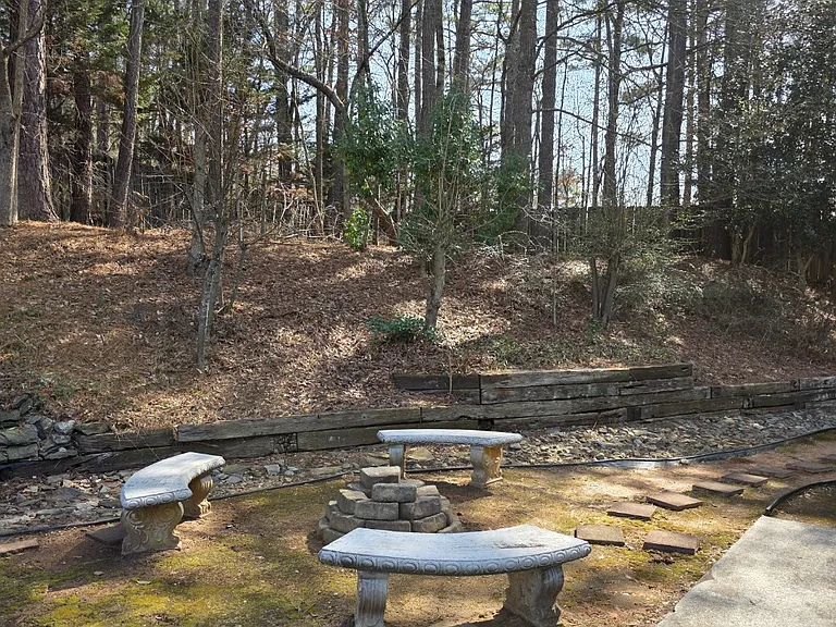 100 Silver Water Ct — Photo 39
