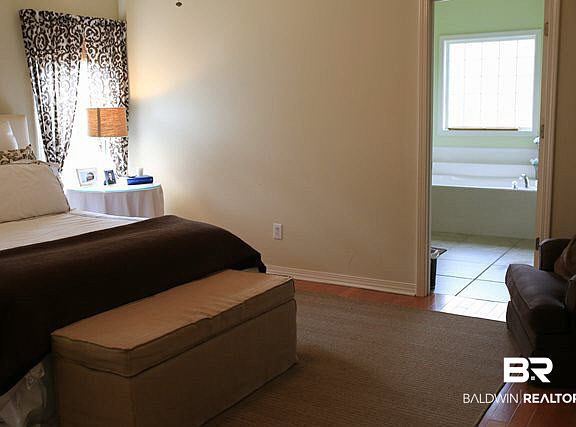 4th image of 1112 Galloway Ave