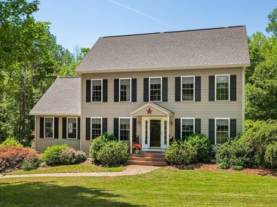 13 Robinson Street, Brentwood, NH, 03833