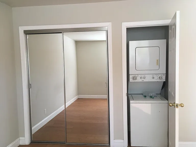 2-3023 Wetmore Dr #2 — Photo 11
