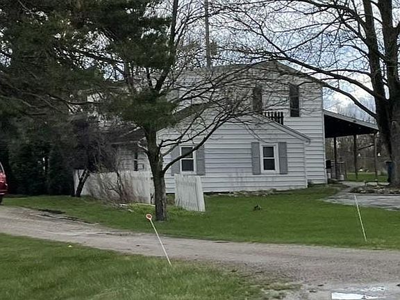 2nd image of 3375 Seymour Rd