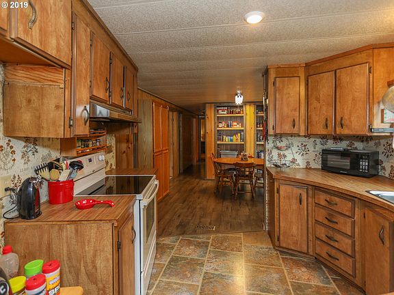 4th image of 22904 NE 88th St