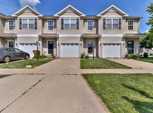 3404 Stoneway Ct, Champaign, IL 61822