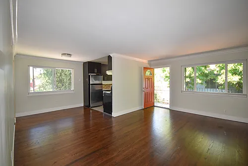46 Barneson Ave #7 Photo 1 46 Barneson Ave #7 Photo 1