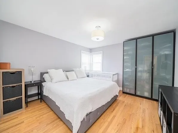 25 Helen Street image 15 of 16