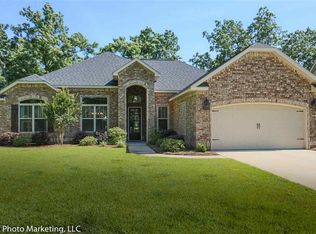 303 Pebble Stone Pl, Perry, GA 31069
