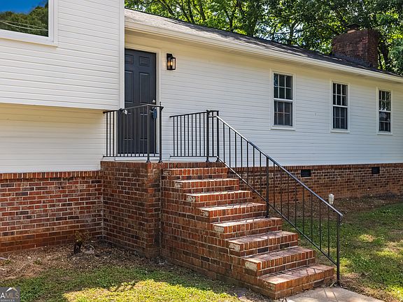 4th image of 2250 Ridge Forest Dr