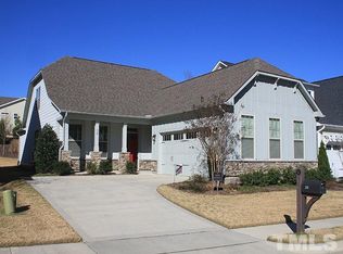 38 Heatherwood Dr, Chapel Hill, NC 27516