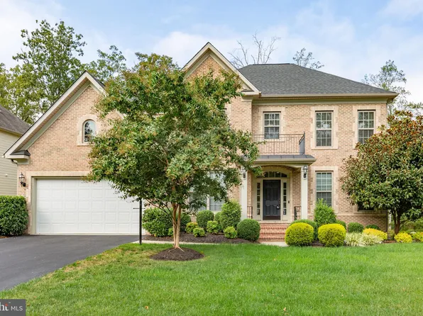 12116 Hickory Falls Ct, Woodbridge, VA 22192