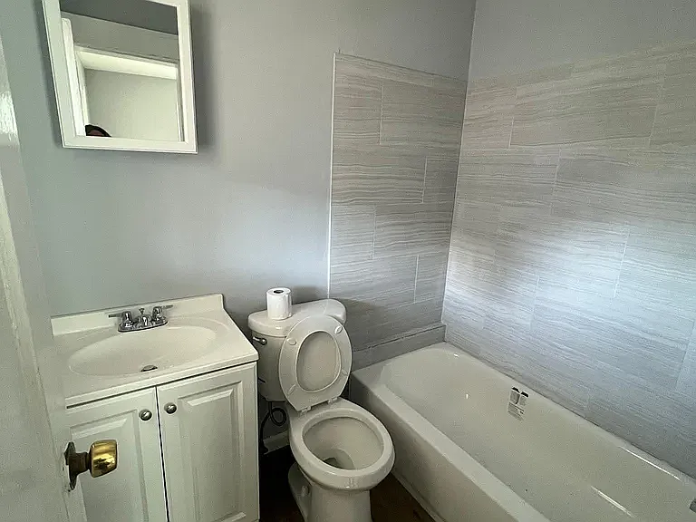 295 Pequonnock St #4 — Photo 3