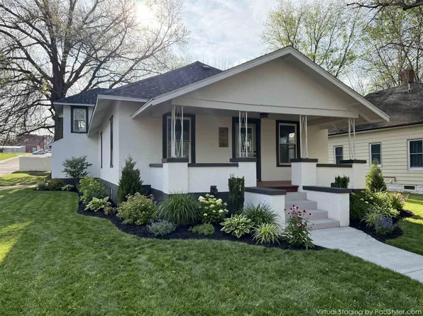 1620 Crook St, Falls City, NE 68355