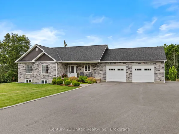 929 Mount Pleasant Rd, Cavan Monaghan, ON L0A 1C0