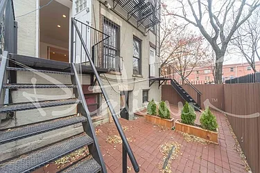 Rented by Platinum Properties