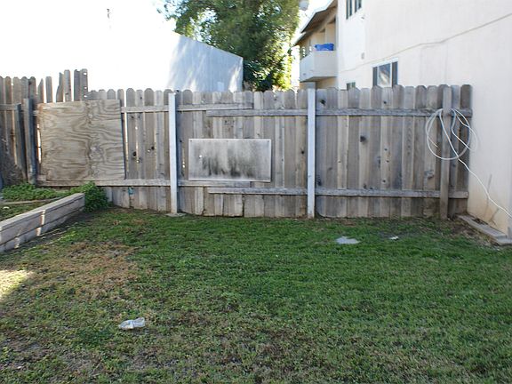 5th image of 621 Hardin Dr APT 2