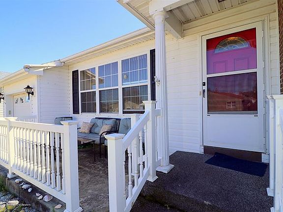 3rd image of 97 Westport Dr