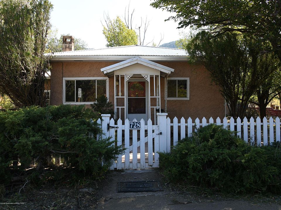1st image of 728 Calle La Placita