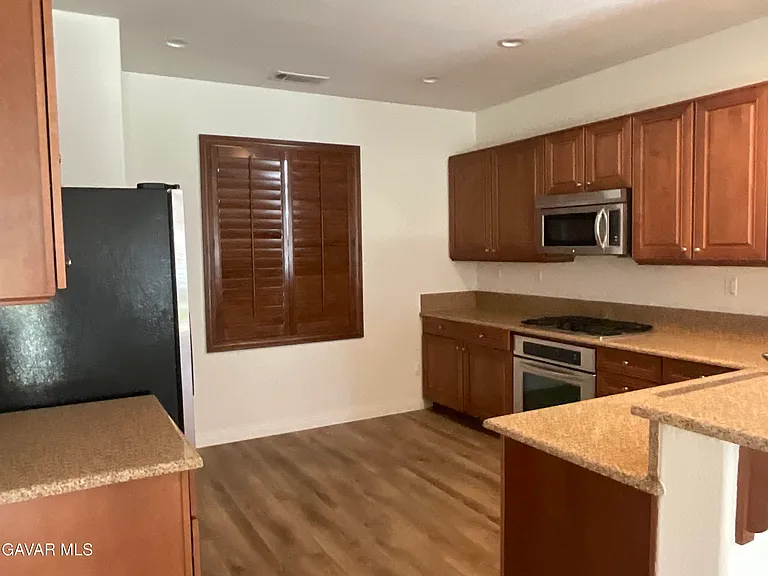 6126 W Avenue K1 — Photo 11