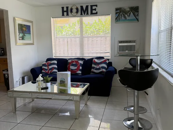 3210 Canal Dr, Pompano Beach, FL