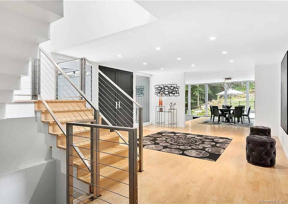9 Chateau Ridge Rd, Greenwich, CT 06831 | Zillow