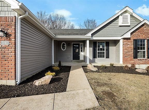 2nd image of 3041 Summerfield Manor Dr