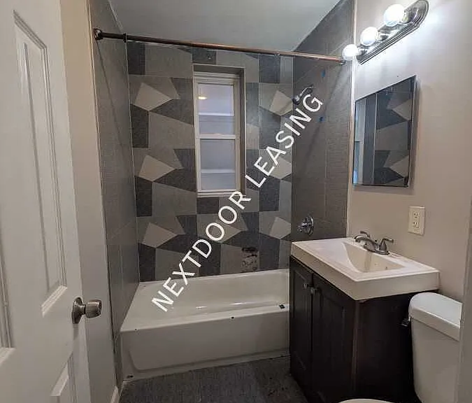 122 Wade St #3M — Photo 4