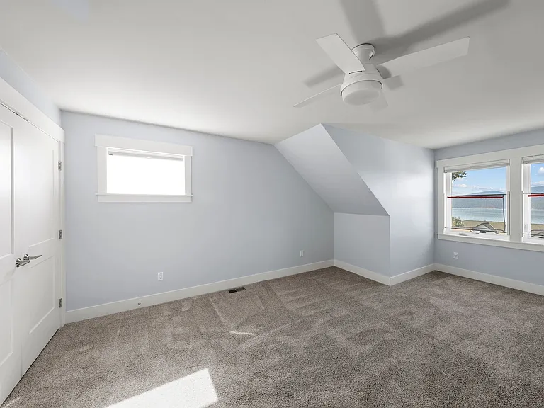3620 W 11th St — Photo 16