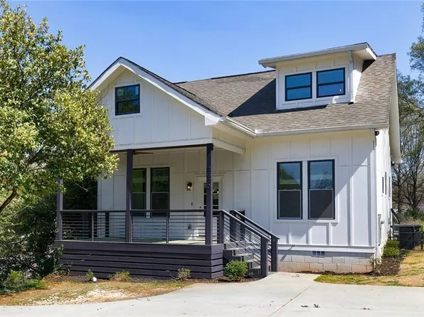 2620 Oak St, East Point, GA 30344