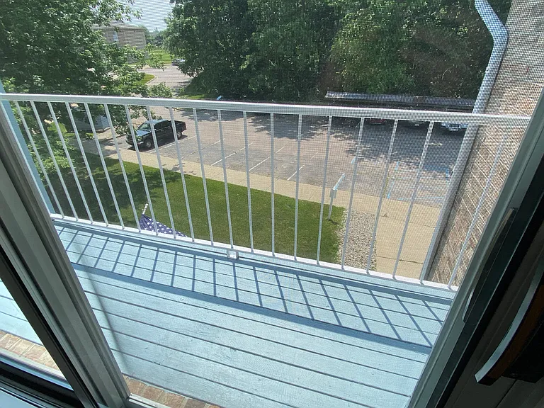 Autumn Ridge Apartments — Photo 11