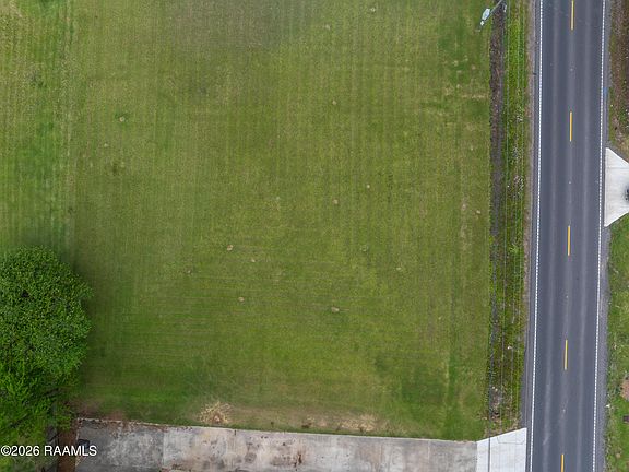 5th image of 2396 Rees Street Ext