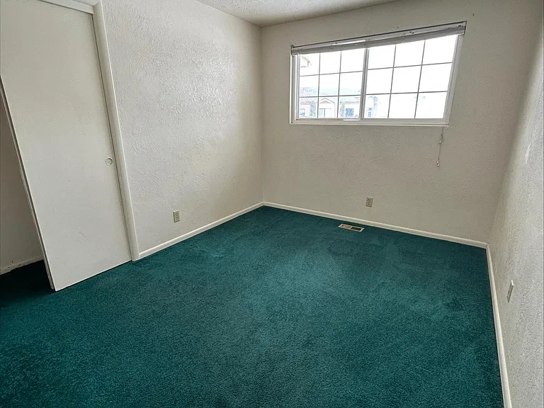 7513 W Emerald St — Photo 9