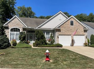 467 Country Walk, Amherst, OH 44001