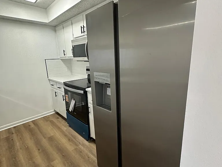 734 N Fairfield Dr — Photo 13