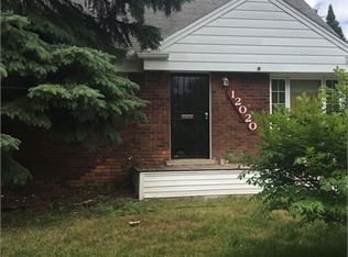 12020 W Parkway St, Redford, MI 48239