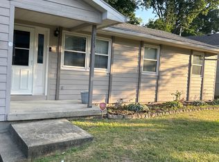 2829 E Wood St, Decatur, IL 62521