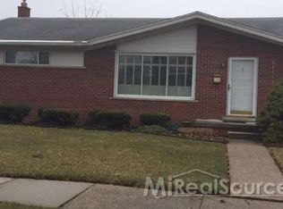 31412 Pagels Dr, Warren, MI 48092