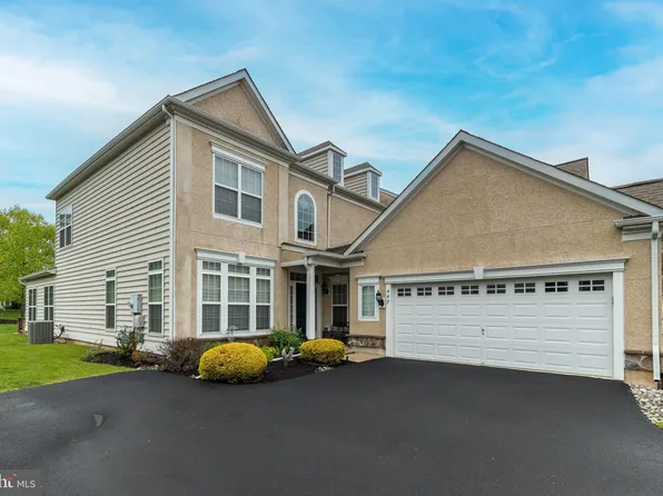447 Primrose Dr, Lansdale, PA 19446