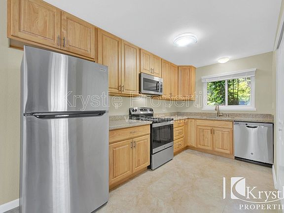 3rd image of 201 Nautical Ct