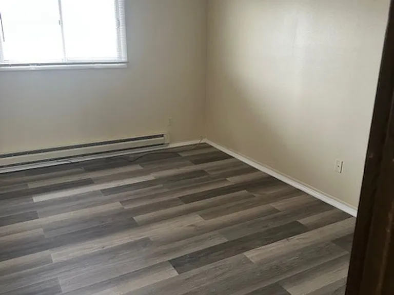 1502 Ernest Ave — Photo 7