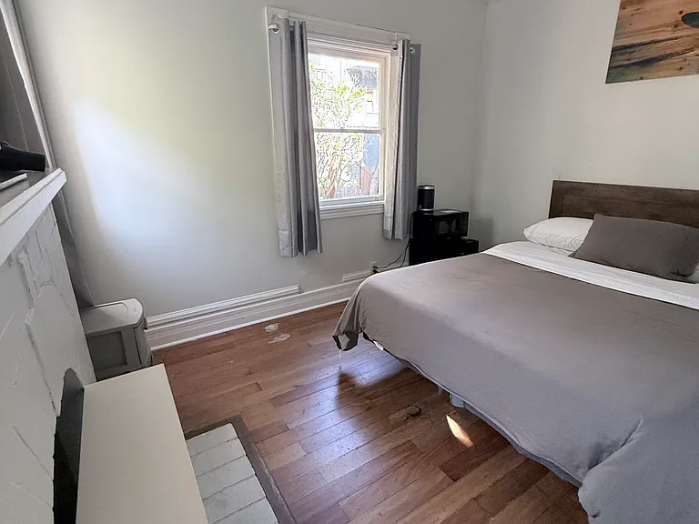 118 1st St #6 — Photo 7
