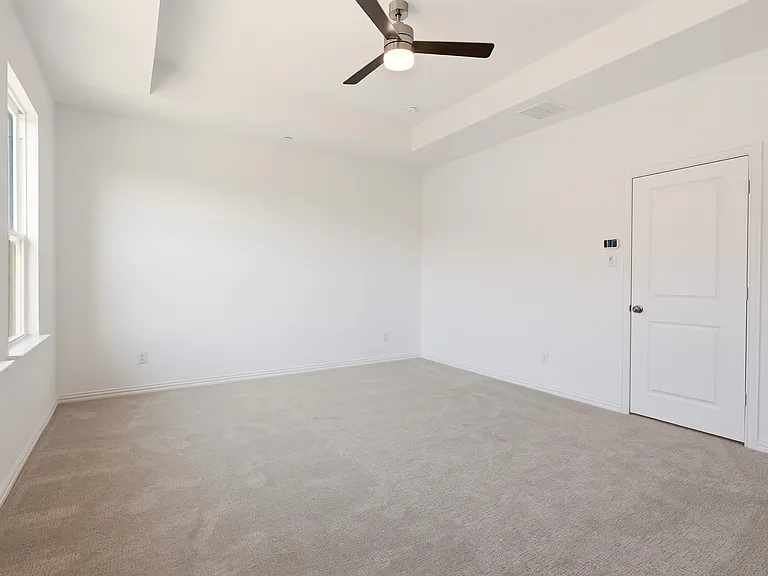 1318 Marsh Ln — Photo 23