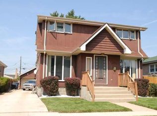 2948 W 101st Pl, Evergreen Park, IL