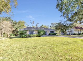 105 Porter Ln, Lafayette, LA 70501