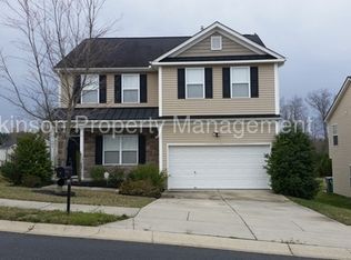 9805 Holly Park Dr, Charlotte, NC 28214