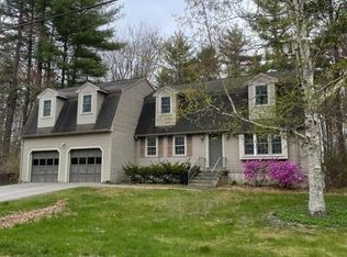 10 Mallard Dr, York, ME 03909