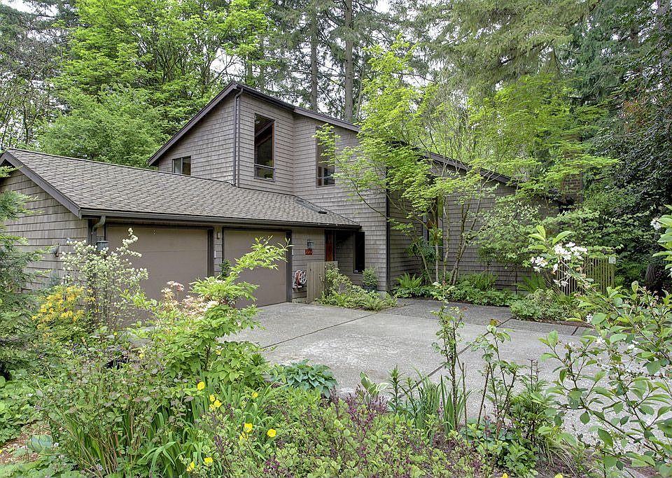 1st image of 18701 25th Ave NE