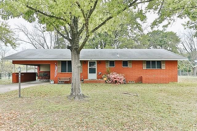 1st image of 312 Nuss Dr