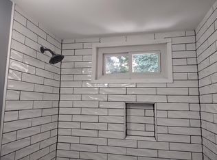 5850 Darlington Rd APT 1, Pittsburgh, PA 15217